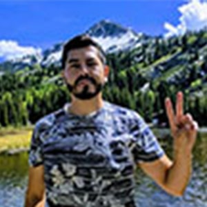 Lalo Rios - Customer Testimonial for MilesWeb UK